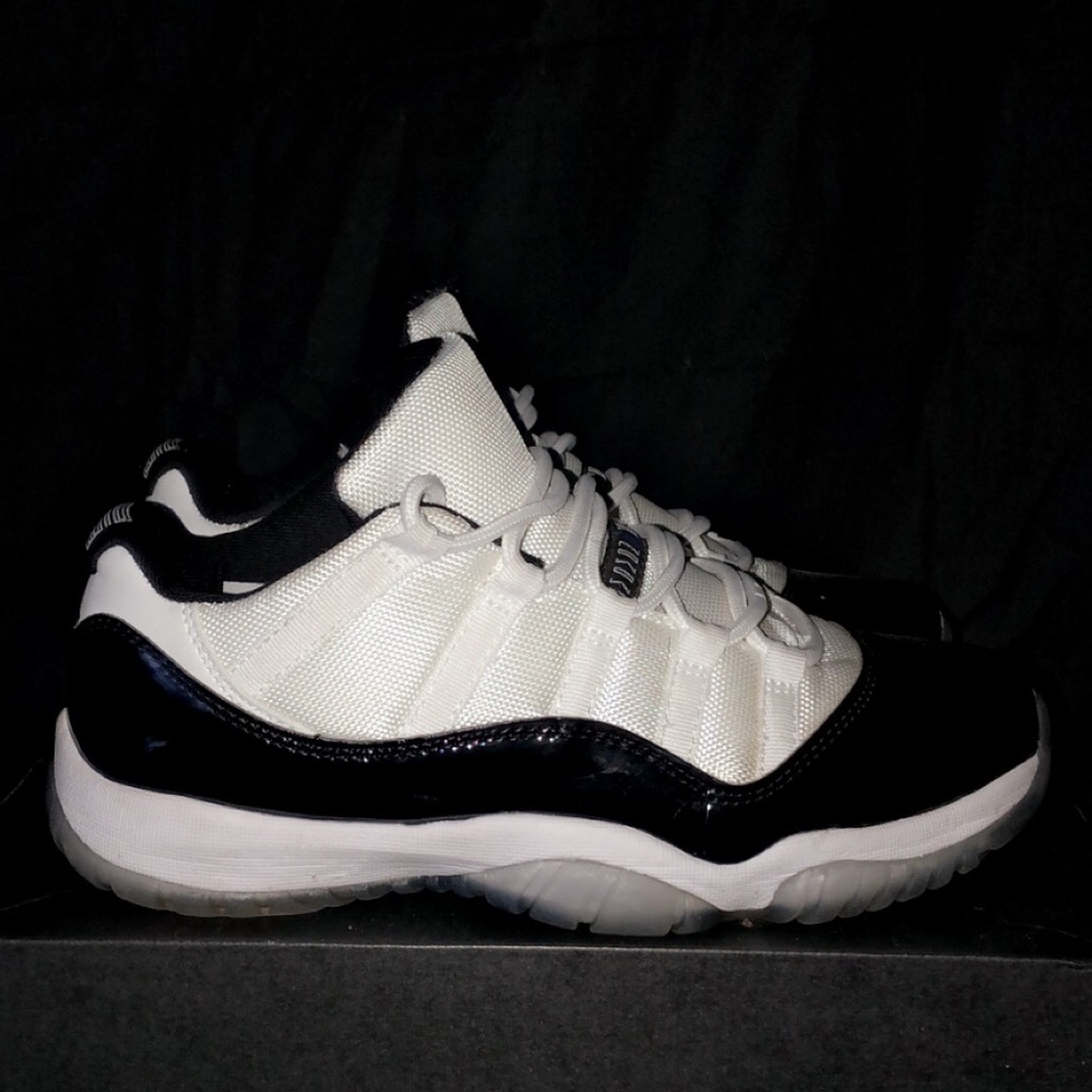 Jordan Retro 11 Concord Low